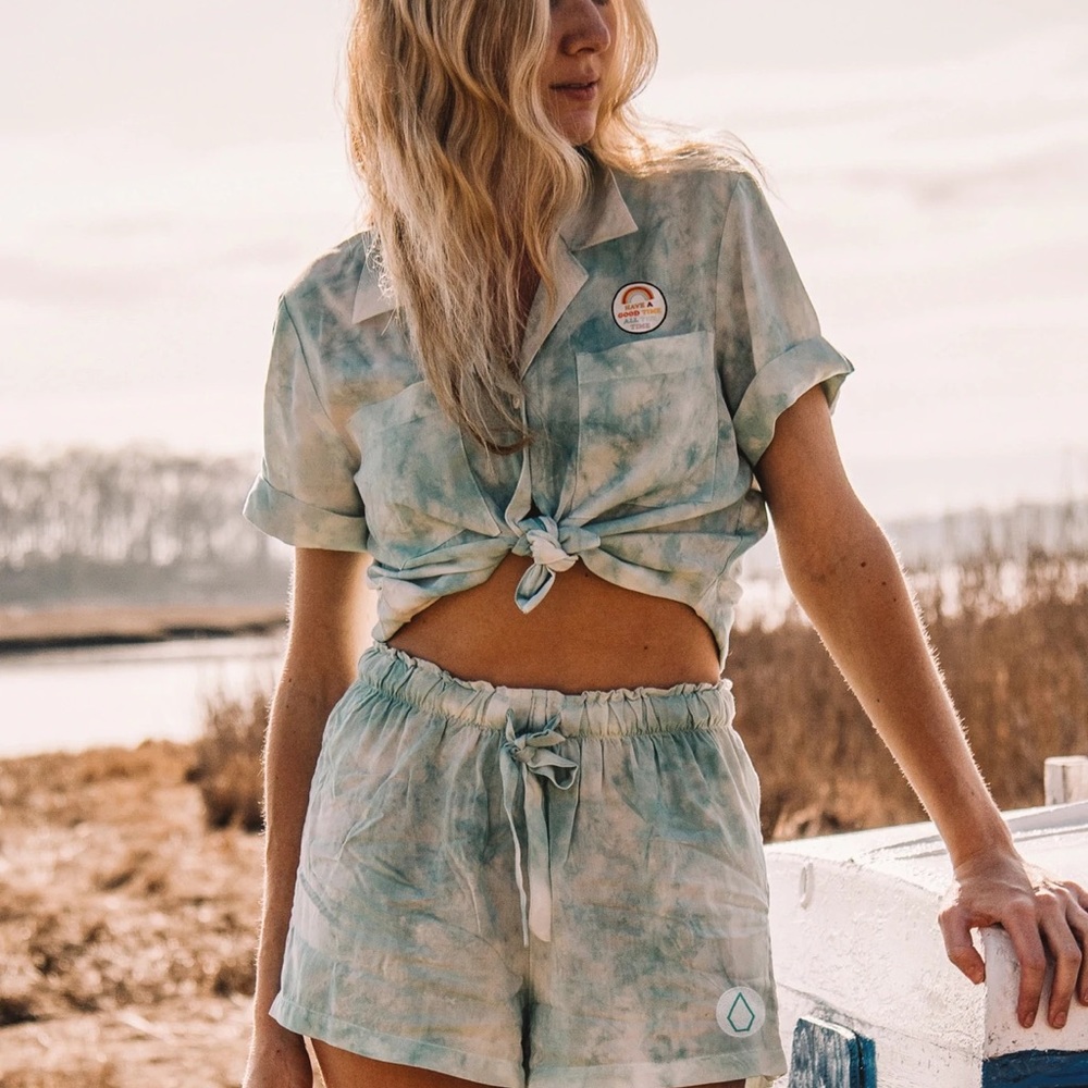 🌴🔆VOLCOM- OBX SARAH SHIRT SHORT MATCHING SET🔆🌴 - Picture 6 of 15